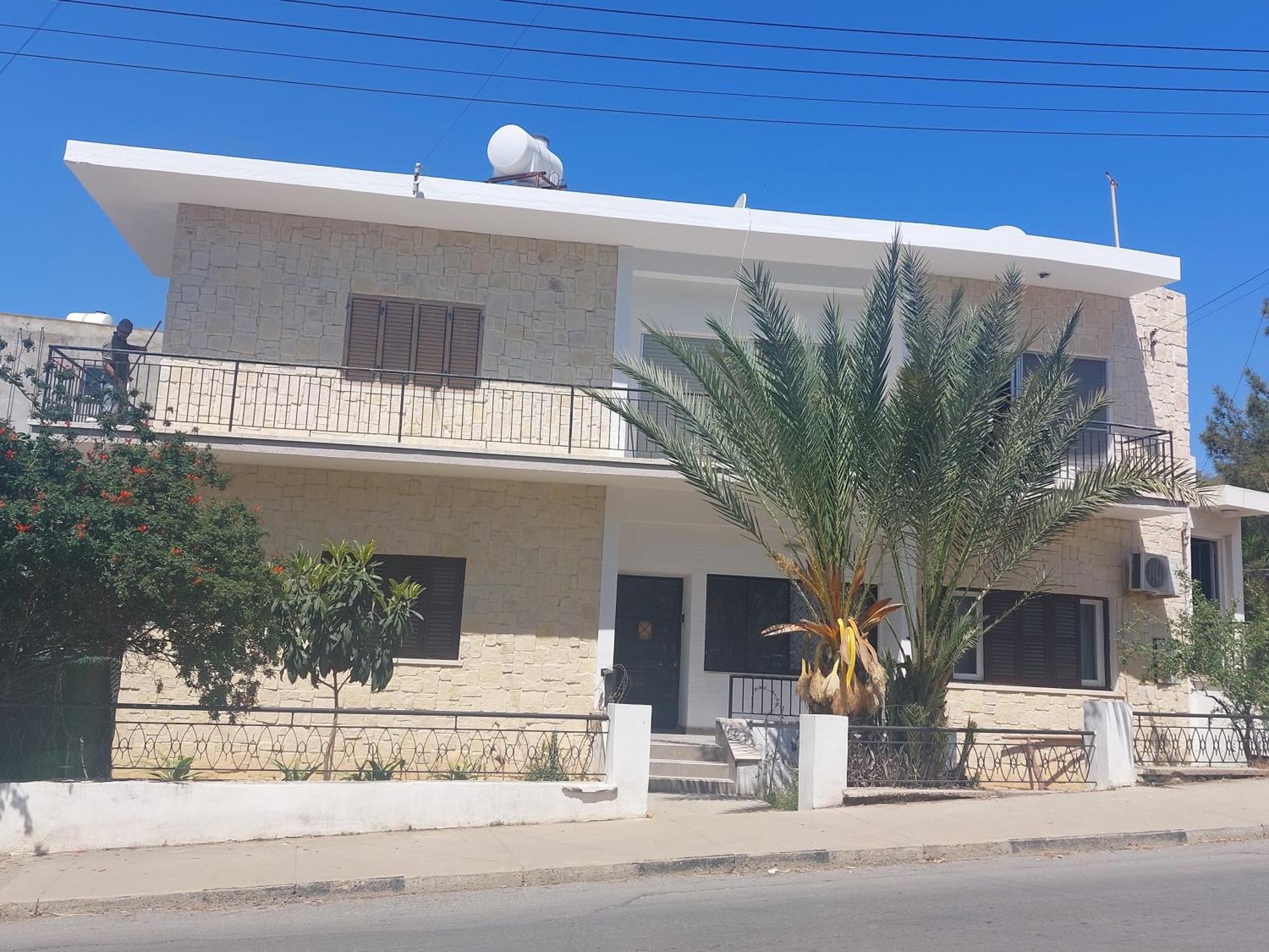 Secret Garden Guest House 04 Famagusta  Exterior foto